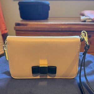 Elegant Tan and Black Women's wristlet